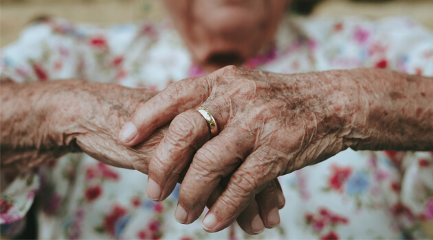 elderly with dementia care services